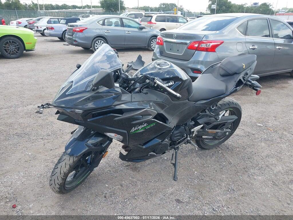 ML5EXGH13RDA26294 2024 KAWASAKI EX500 photo no. 2