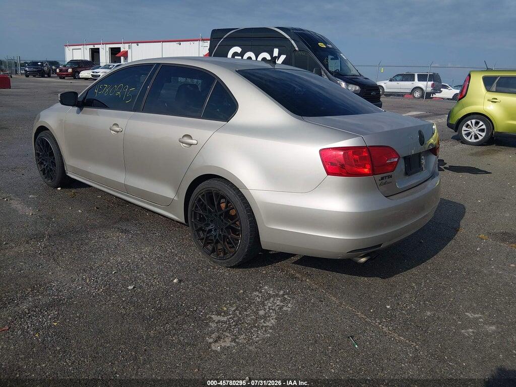 3VWD17AJ2EM273375 2014 VOLKSWAGEN JETTA photo no. 3