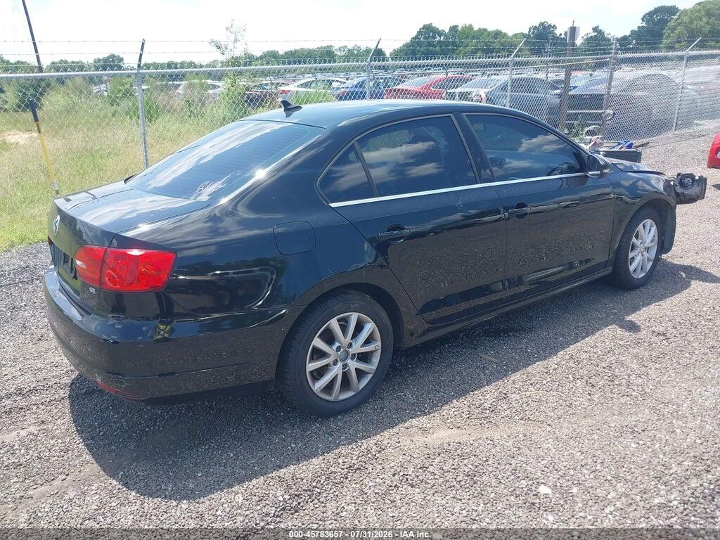 3VWD17AJ7EM277373 2014 VOLKSWAGEN JETTA photo no. 4