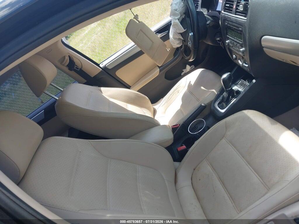 3VWD17AJ7EM277373 2014 VOLKSWAGEN JETTA photo no. 5