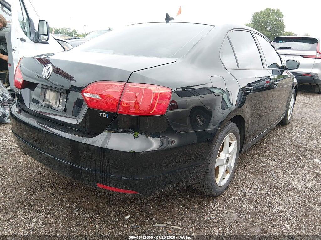 3VWLL7AJ3EM270118 2014 VOLKSWAGEN JETTA photo no. 4