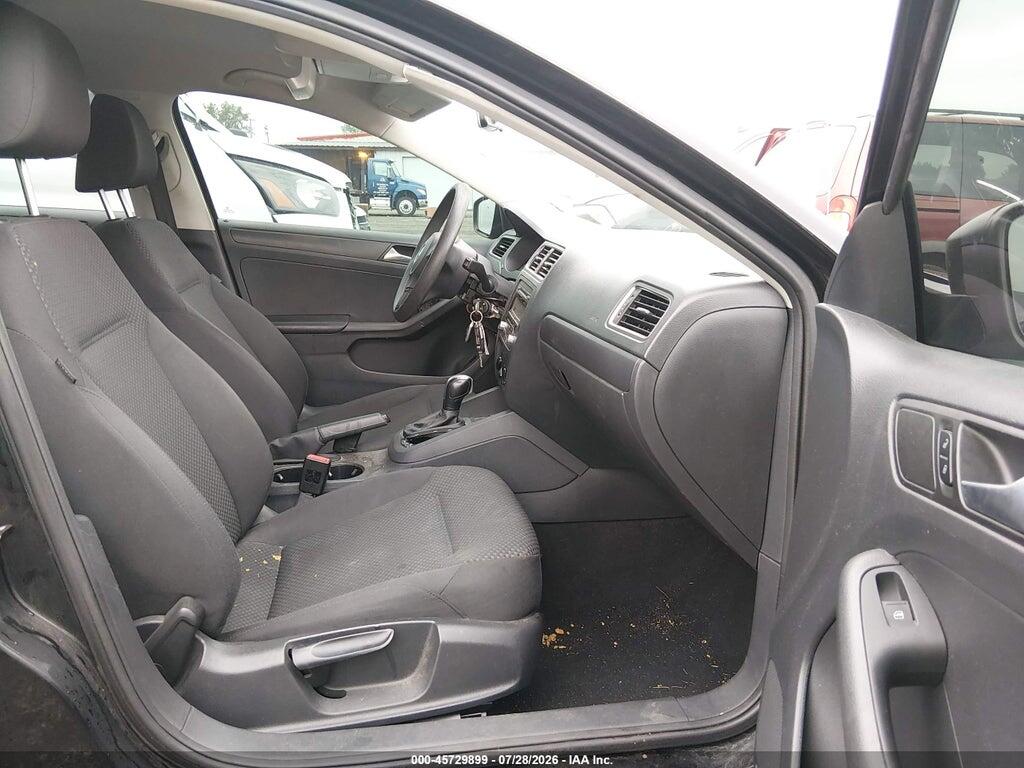 3VWLL7AJ3EM270118 2014 VOLKSWAGEN JETTA photo no. 5