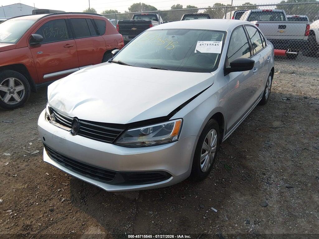 3VW2K7AJ7EM325930 2014 VOLKSWAGEN JETTA photo no. 2
