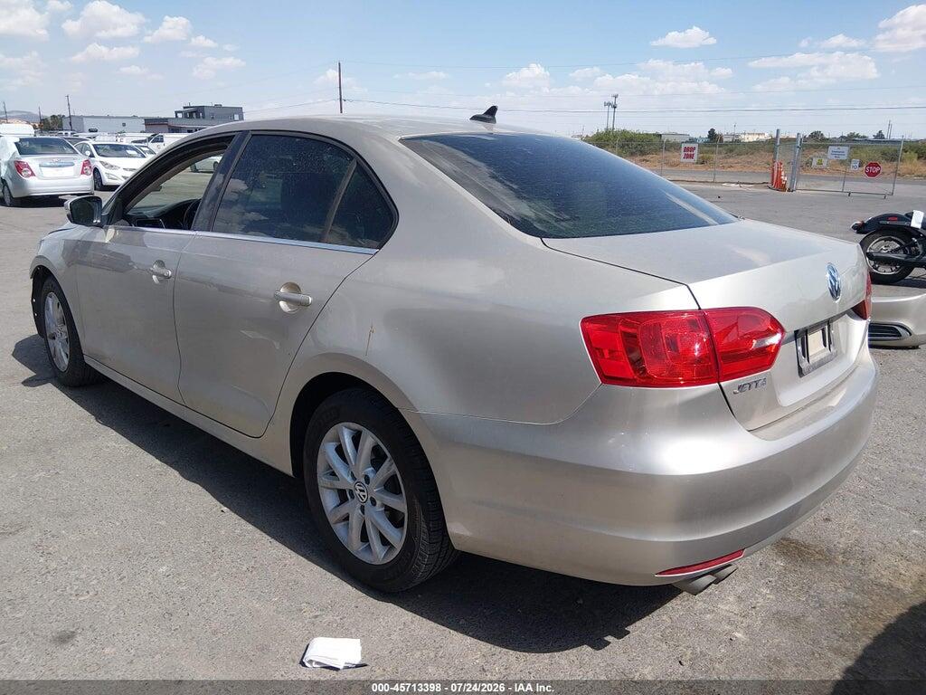 3VWD07AJ2EM286596 2014 VOLKSWAGEN JETTA photo no. 3