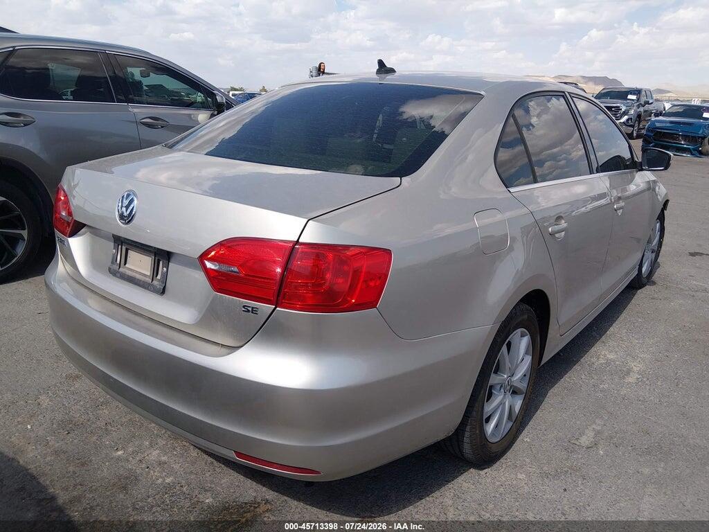 3VWD07AJ2EM286596 2014 VOLKSWAGEN JETTA photo no. 4