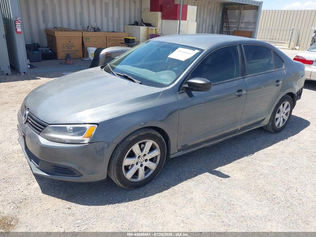 3VW2K7AJ9EM445129 2014 VOLKSWAGEN JETTA photo no. 2