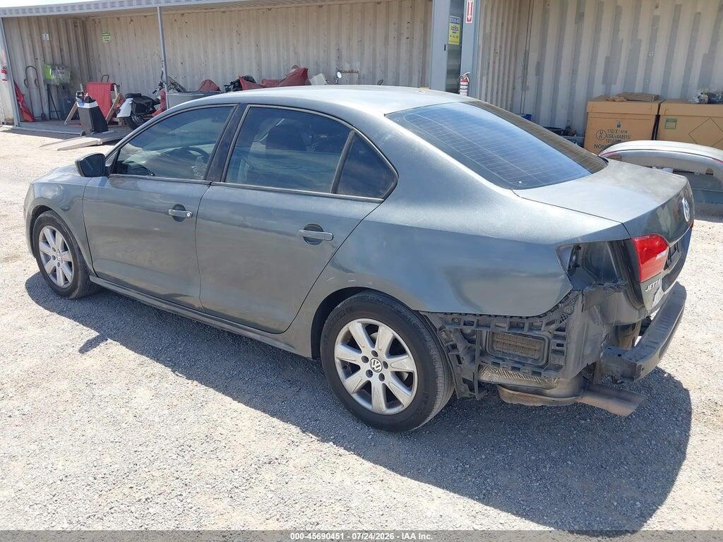 3VW2K7AJ9EM445129 2014 VOLKSWAGEN JETTA photo no. 3