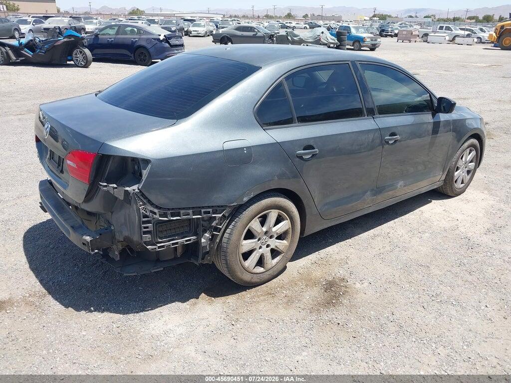 3VW2K7AJ9EM445129 2014 VOLKSWAGEN JETTA photo no. 4