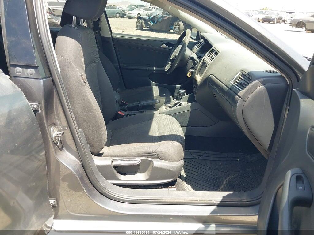 3VW2K7AJ9EM445129 2014 VOLKSWAGEN JETTA photo no. 5