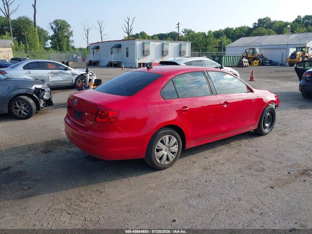 3VWD17AJ9EM261921 2014 VOLKSWAGEN JETTA photo no. 4