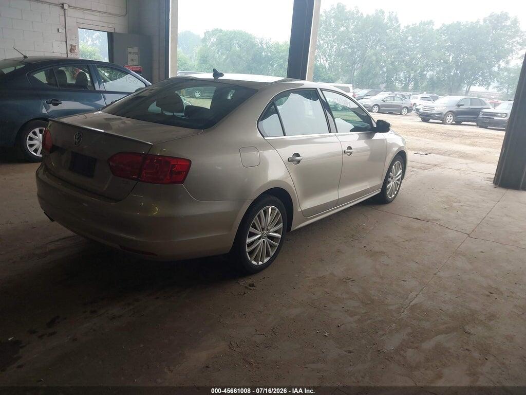 3VWL17AJ6EM239189 2014 VOLKSWAGEN JETTA photo no. 4