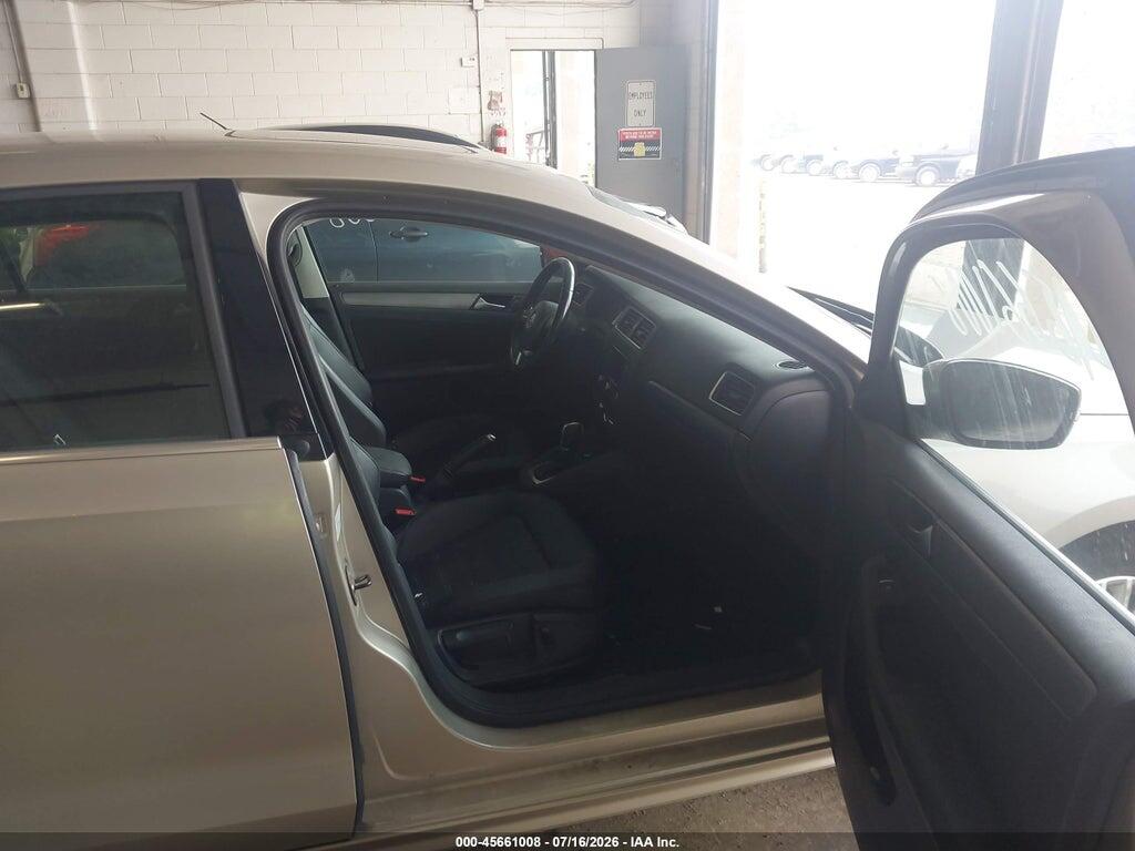 3VWL17AJ6EM239189 2014 VOLKSWAGEN JETTA photo no. 5