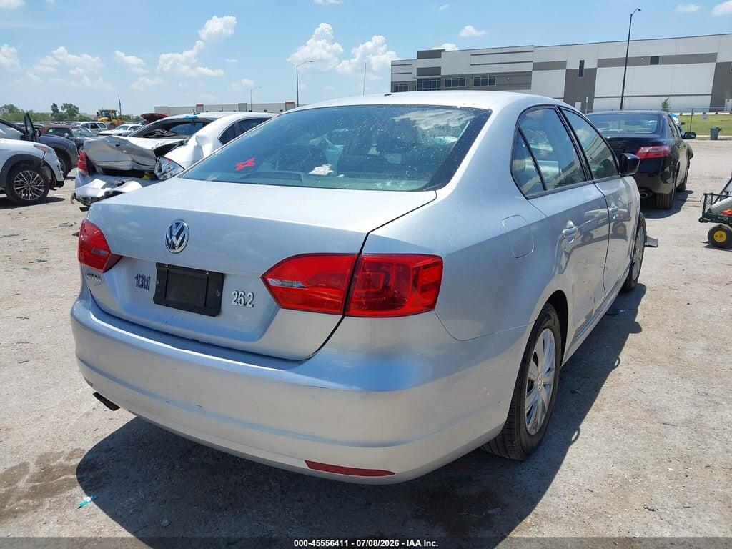 3VW2K7AJ3EM257500 2014 VOLKSWAGEN JETTA photo no. 4