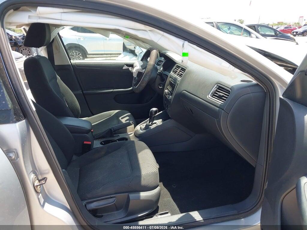 3VW2K7AJ3EM257500 2014 VOLKSWAGEN JETTA photo no. 5