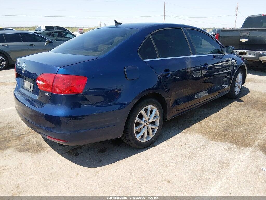 3VWD07AJ3EM236774 2014 VOLKSWAGEN JETTA photo no. 4