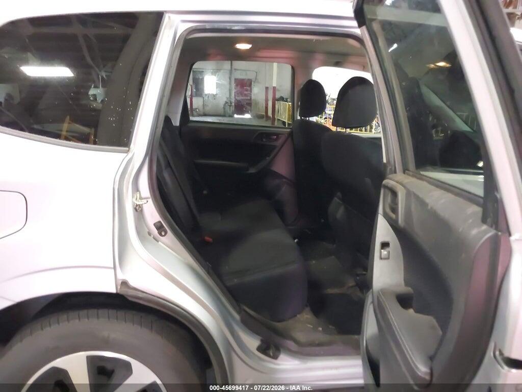 JF2SJAEC6HH526162 2017 SUBARU FORESTER photo no. 8