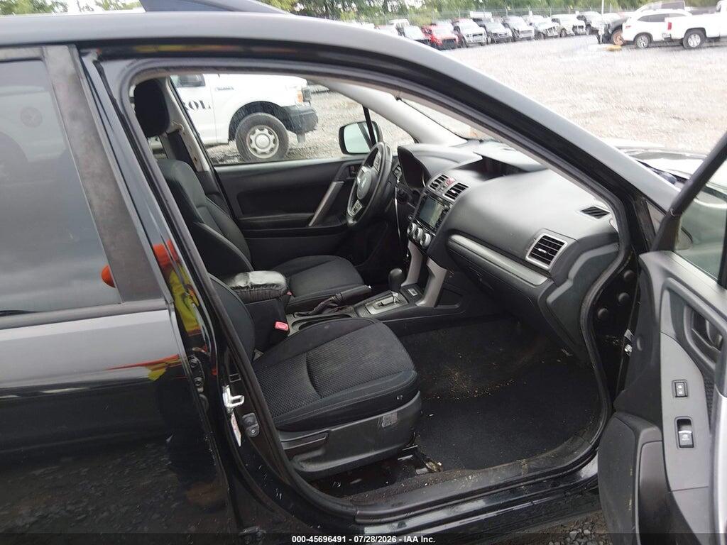 JF2SJADC1HH437164 2017 SUBARU FORESTER photo no. 5