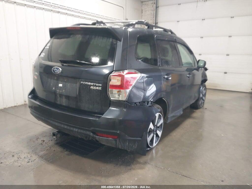 JF2SJAEC8HH549989 2017 SUBARU FORESTER photo no. 4