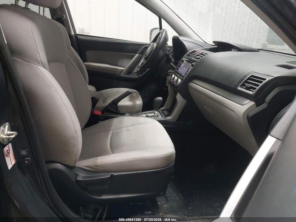 JF2SJAEC8HH549989 2017 SUBARU FORESTER photo no. 5