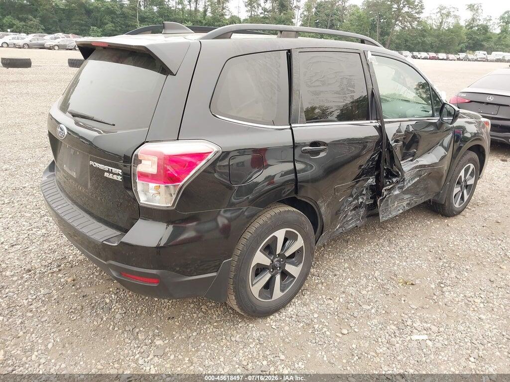 JF2SJAJC2HH533650 2017 SUBARU FORESTER photo no. 4