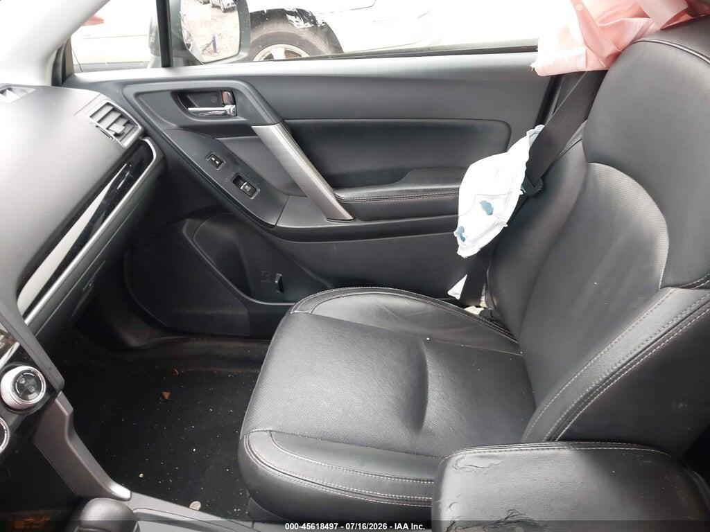 JF2SJAJC2HH533650 2017 SUBARU FORESTER photo no. 5