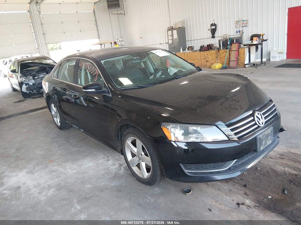 1VWBH7A3XEC045792 2014 VOLKSWAGEN PASSAT photo no. 1