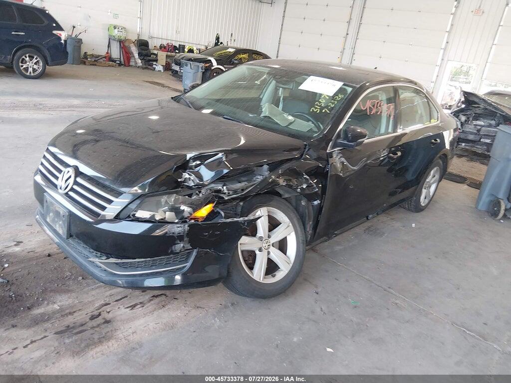 1VWBH7A3XEC045792 2014 VOLKSWAGEN PASSAT photo no. 2