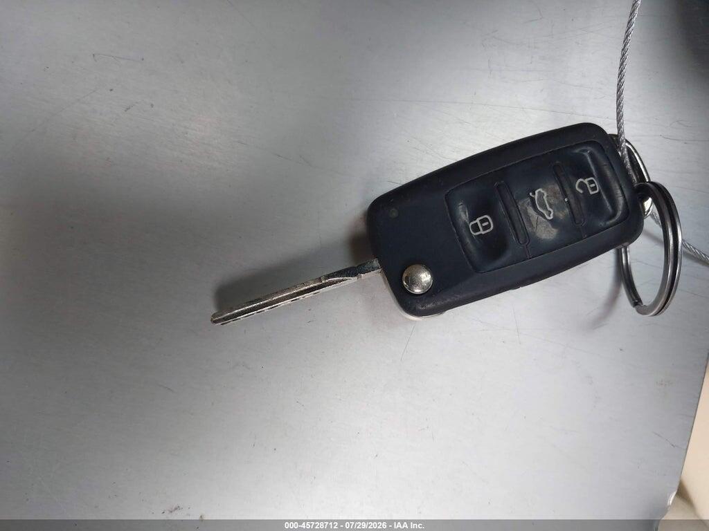 1VWAT7A35EC107495 2014 VOLKSWAGEN PASSAT photo no. 11