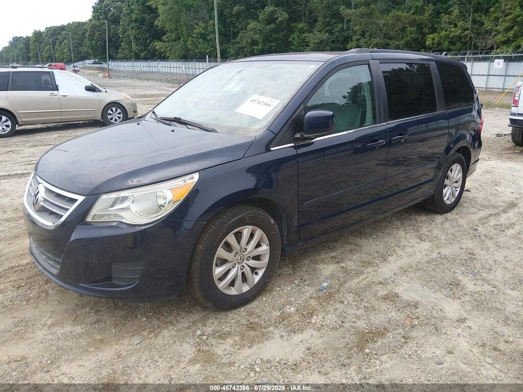2C4RVABG2ER134367 2014 VOLKSWAGEN ROUTAN photo no. 2