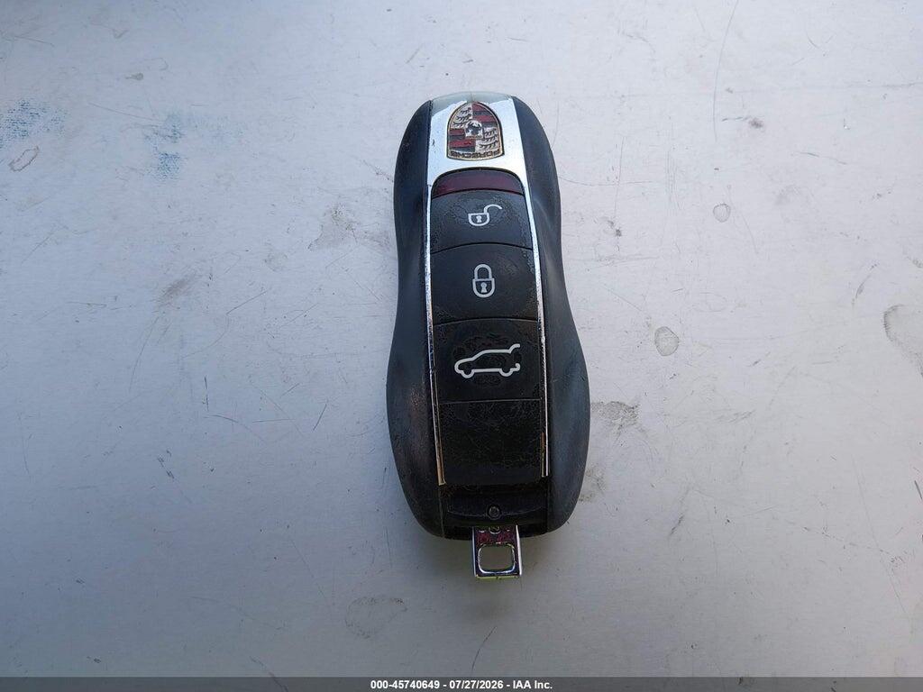 WP1AE2A25BLA93552 2011 PORSCHE CAYENNE HYBRID photo no. 11