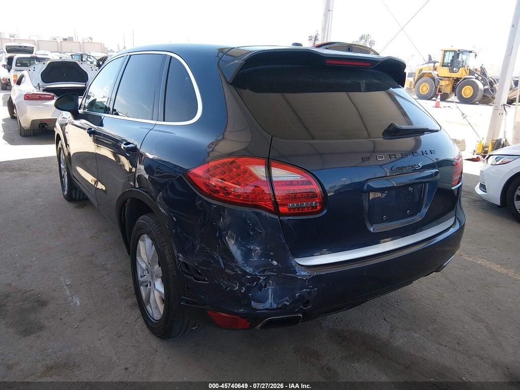 WP1AE2A25BLA93552 2011 PORSCHE CAYENNE HYBRID photo no. 3