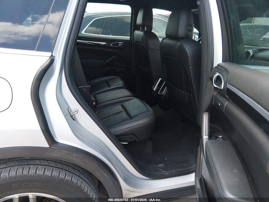 WP1AA2A27BLA03698 2011 PORSCHE CAYENNE photo no. 8