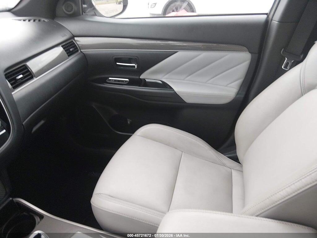 JA4J2VA79MZ000646 2021 MITSUBISHI OUTLANDER PHEV photo no. 5