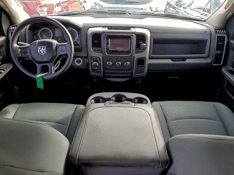 2017 RAM 1500 ST — Фото 8 из 12