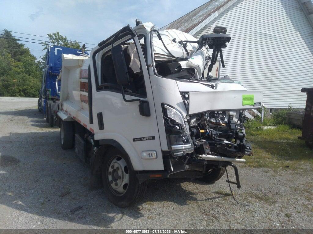 JALE5W166S7P00868 2025 ISUZU NRR photo no. 2