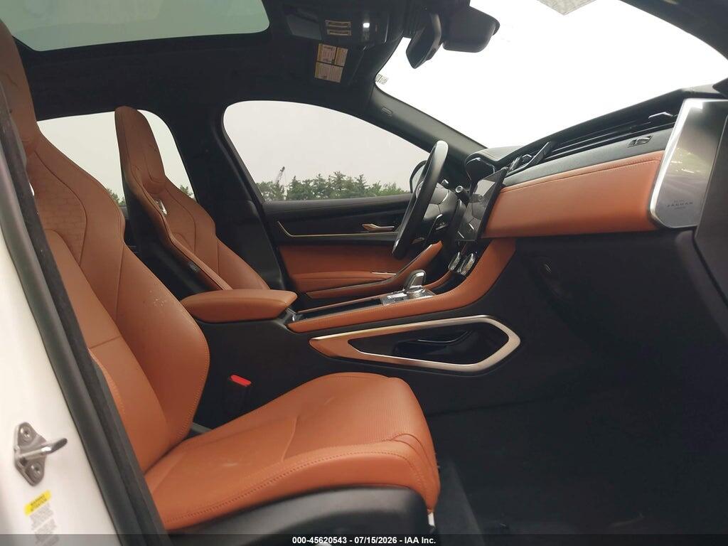 SADCT2FU1SA746145 2025 JAGUAR F-PACE photo no. 5