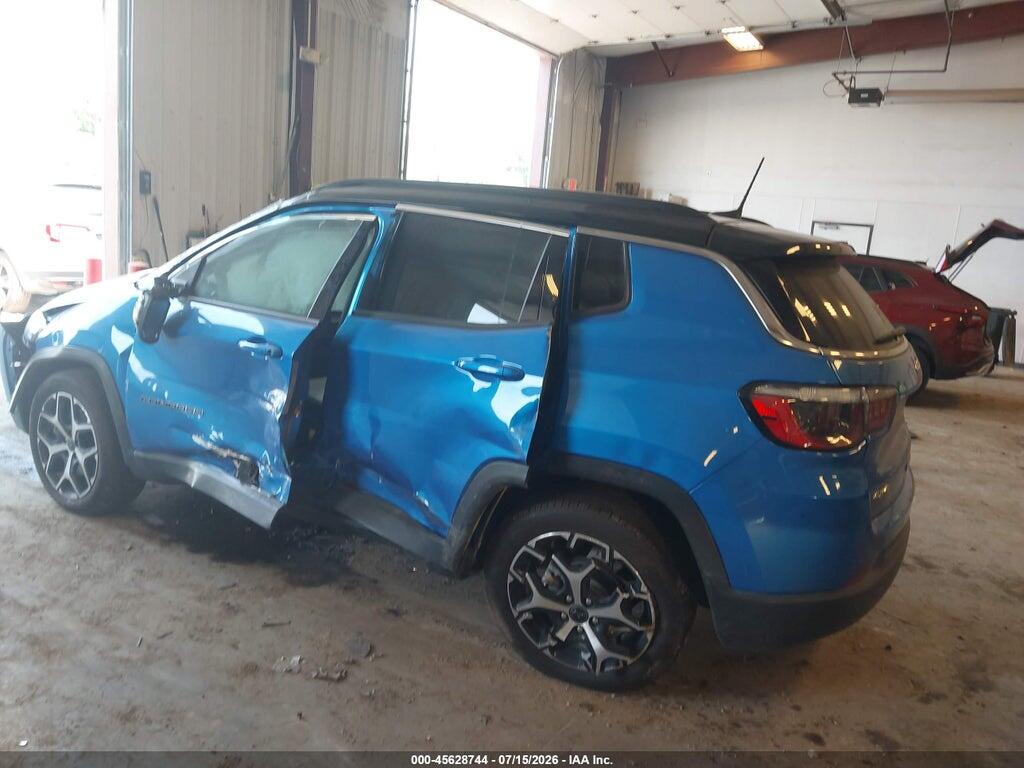 3C4NJDCN2ST585140 2025 JEEP COMPASS photo no. 3