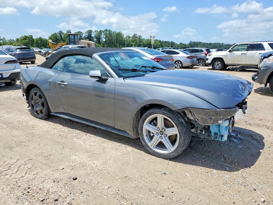 1FAGP8UHXT5118482 2026 FORD MUSTANG photo no. 4