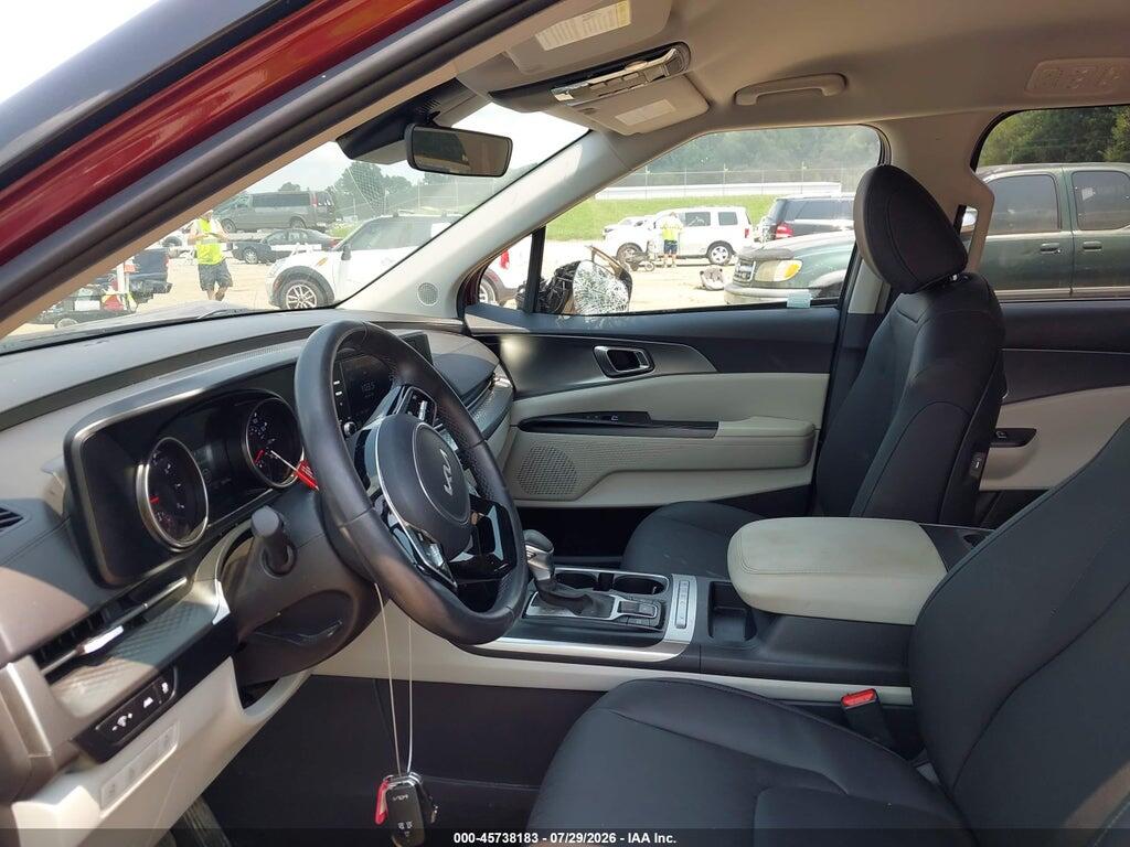 KNDNB4H36R6388917 2024 KIA CARNIVAL MPV photo no. 5