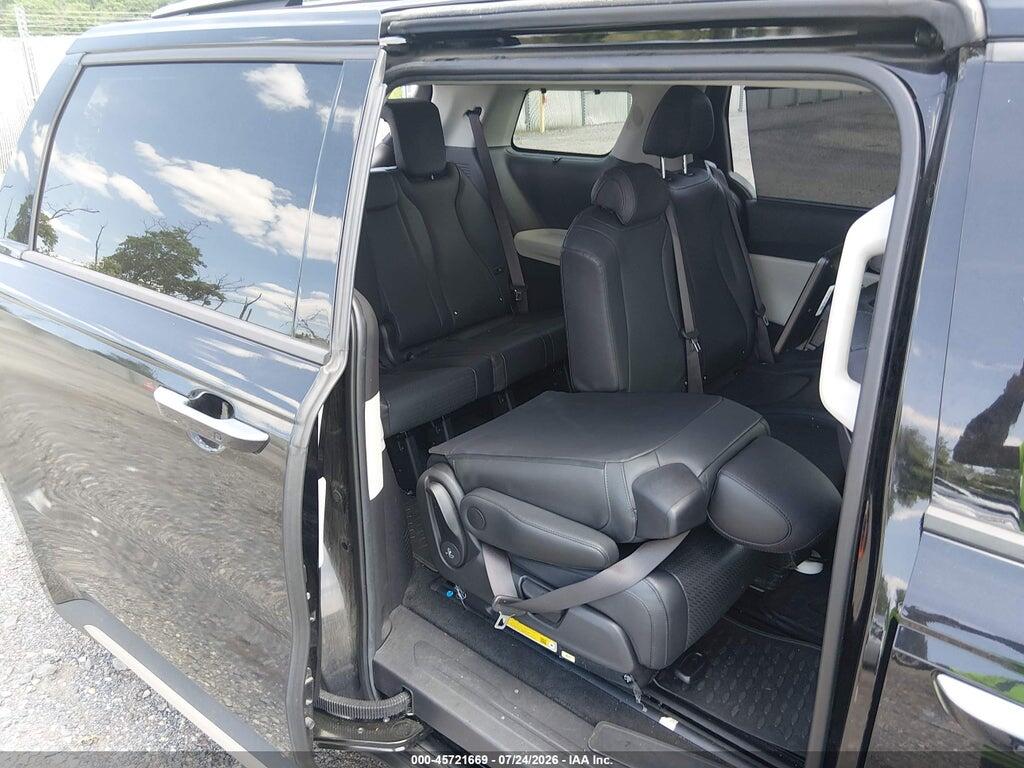 KNDNE5H33R6307482 2024 KIA CARNIVAL MPV photo no. 8