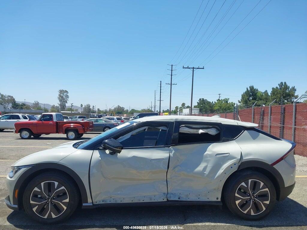 KNDC34LA0R5222909 2024 KIA EV6 photo no. 6