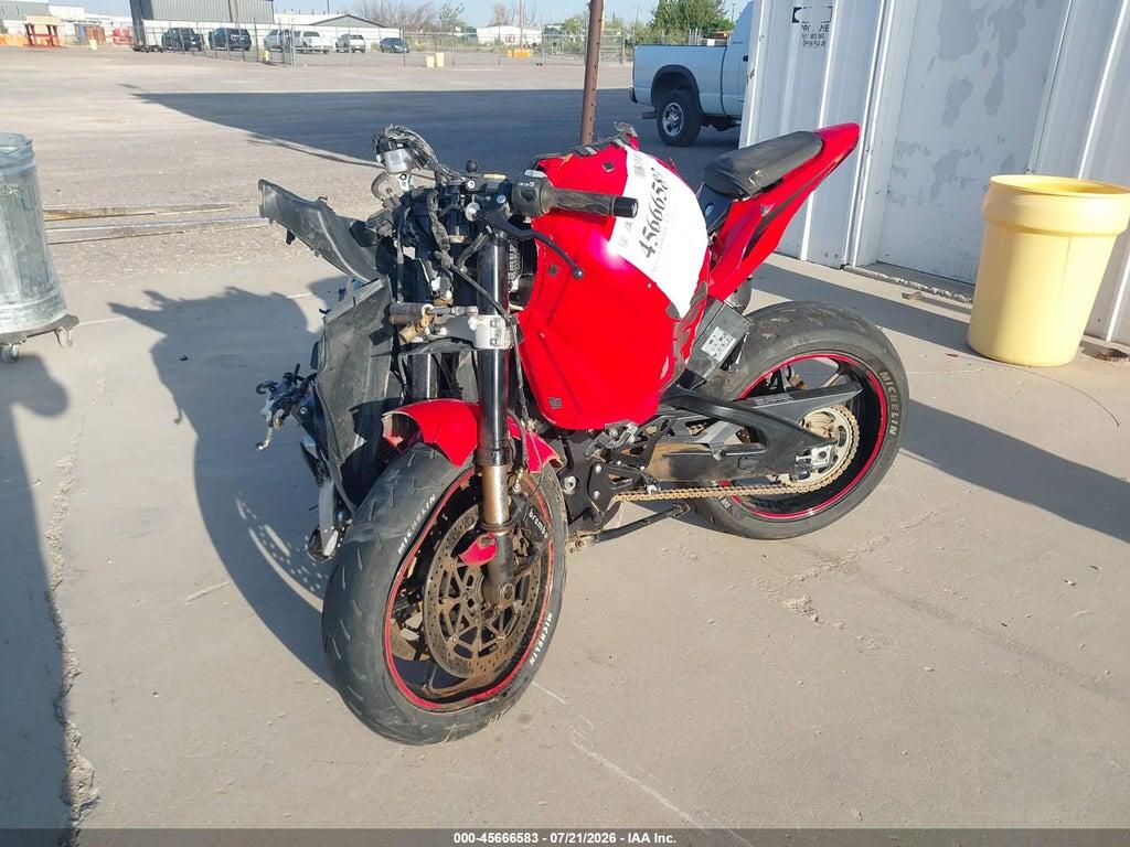 JS1DM11B6H2101047 2017 SUZUKI GSX-R1000 photo no. 2