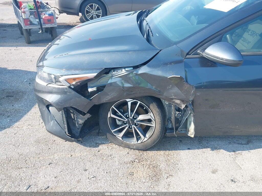 3KPF24AD6RE778076 2024 KIA FORTE photo no. 6
