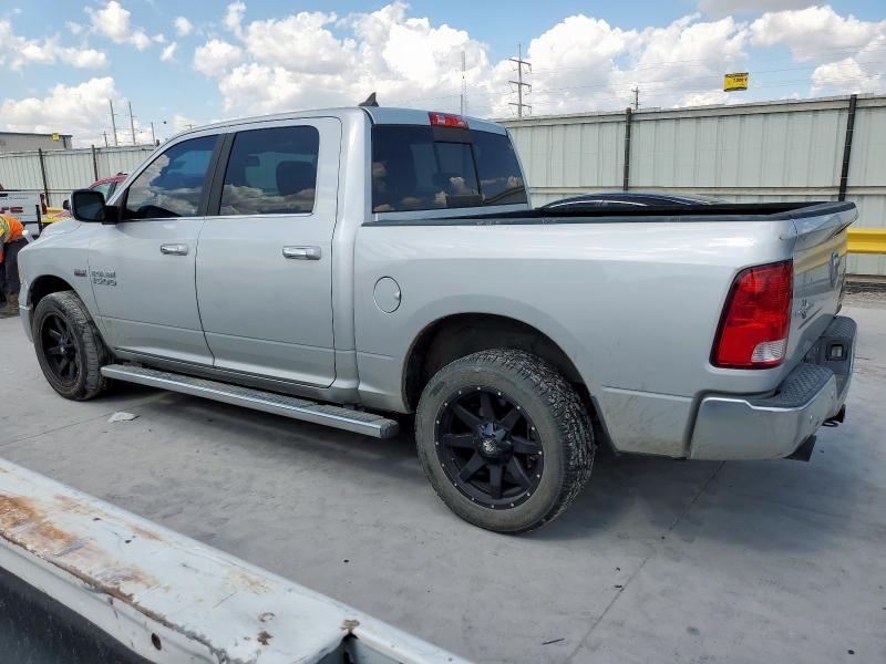2017 RAM 1500 SLT — Фото 2 из 12
