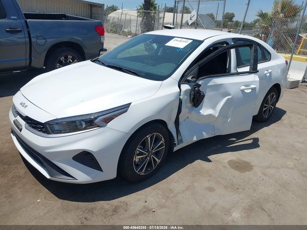 3KPF24AD8RE720423 2024 KIA FORTE photo no. 2