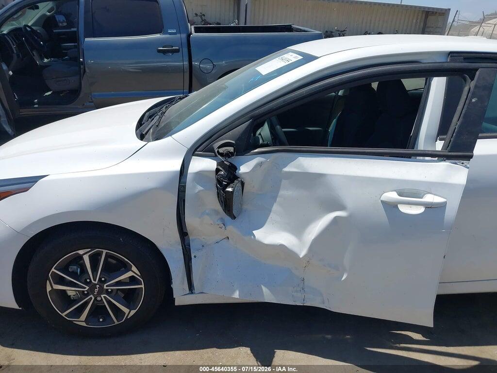 3KPF24AD8RE720423 2024 KIA FORTE photo no. 6