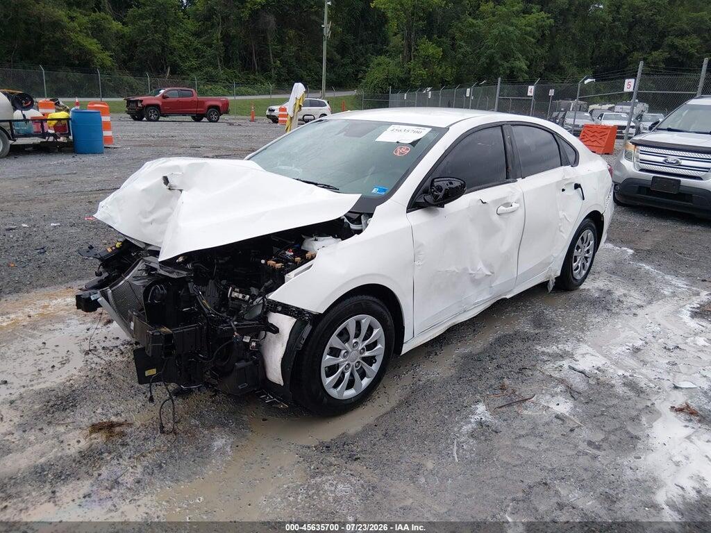3KPF24AD9RE768738 2024 KIA FORTE photo no. 2