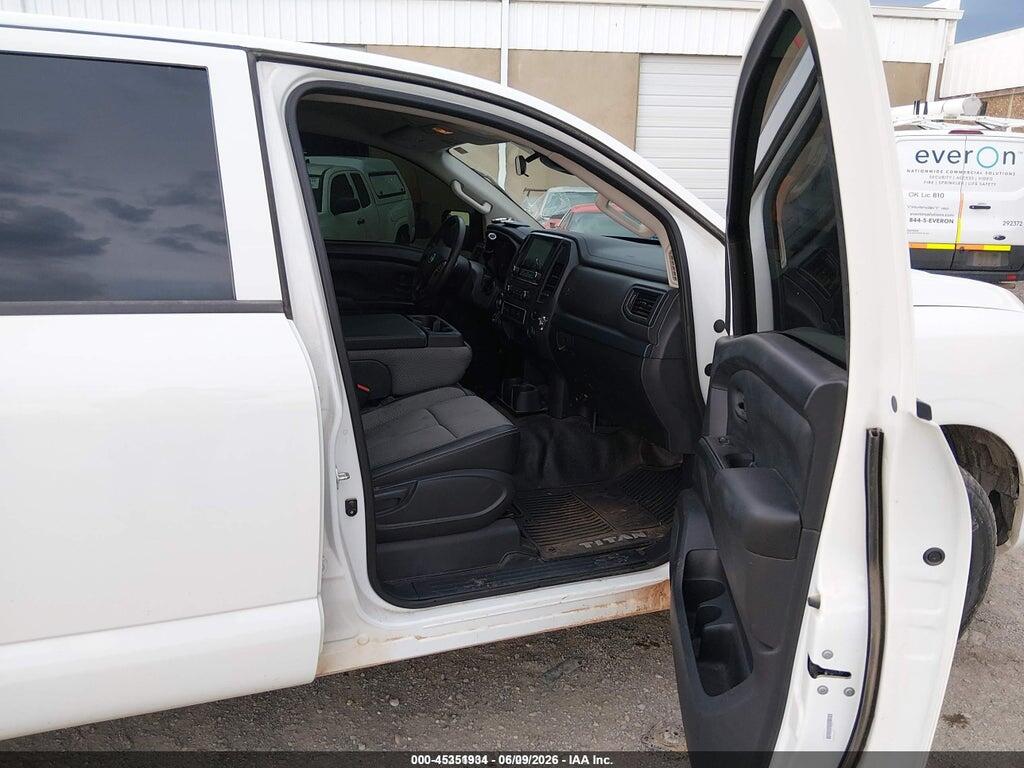1N6AA1EC1MN525598 2021 NISSAN TITAN photo no. 5