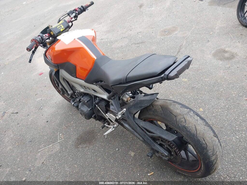 JYARN33E4EA003305 2014 YAMAHA FZ09 photo no. 3