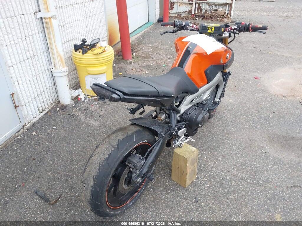 JYARN33E4EA003305 2014 YAMAHA FZ09 photo no. 4